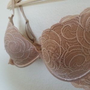 Victorias Secret Very Sexy Push up Bra Size 36C
